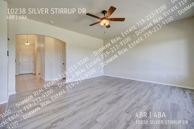 Building Photo - 10238 Silver Stirrup Dr