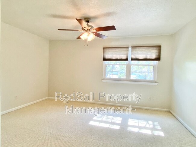 Building Photo - 21 Sidewinder Ct