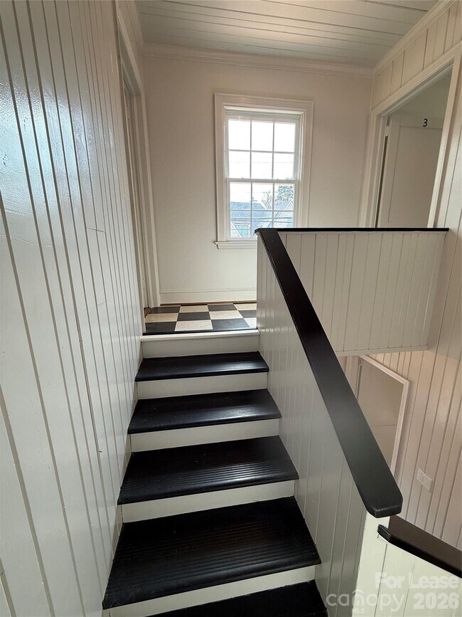 Building Photo - 2114 Brandon Cir