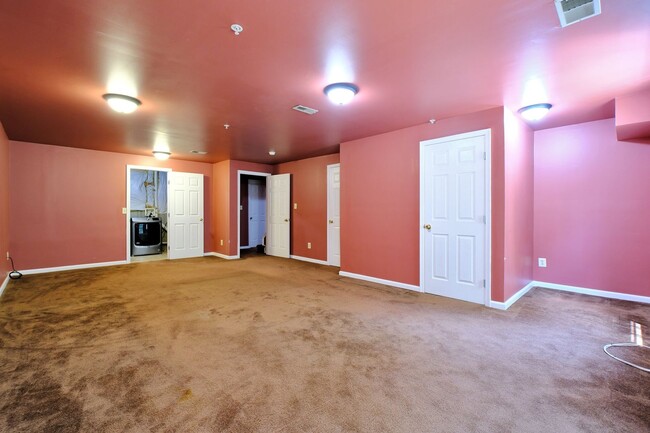 Building Photo - 3 bedroom 2.5 Bath In Oxon Hill Ready for ...