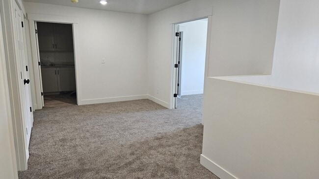 Building Photo - 158 S 100 E