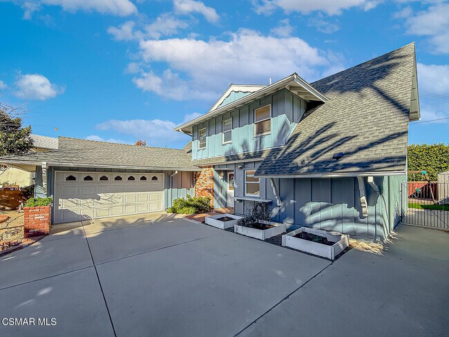 Building Photo - 2561 Heywood St