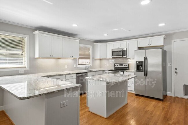 Building Photo - 1335 Pinebluff Rd