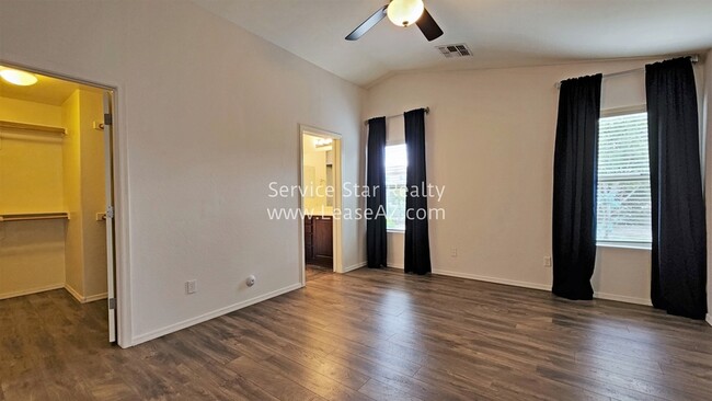 Building Photo - 36243 N Mirandesa Dr