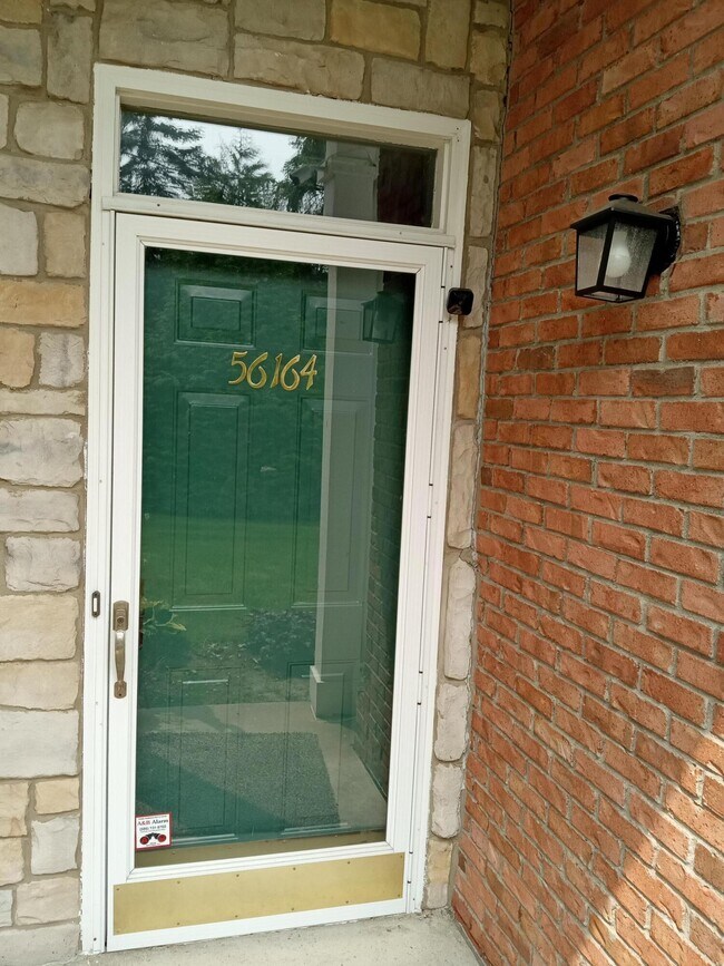 Building Photo - 56164 Troon N
