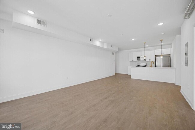 Building Photo - 1614 Ridge Ave
