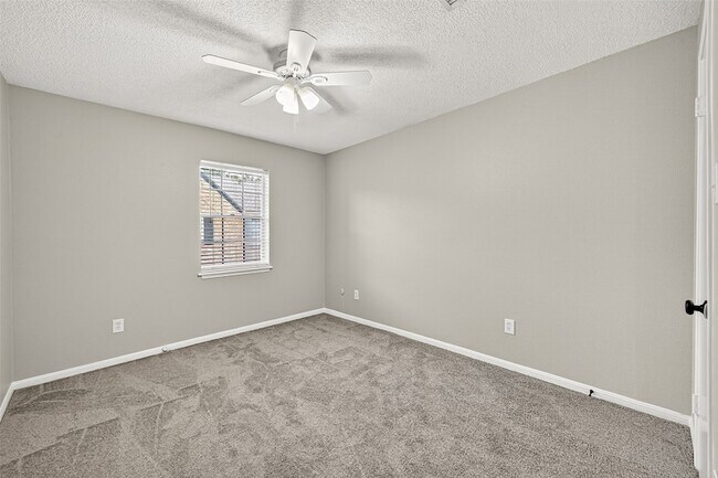 Building Photo - 14535 Misty Meadow Ln