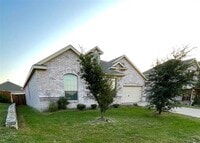 Building Photo - 215 Clark Dr