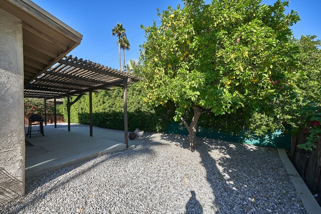 Building Photo - 72754 Pitahaya St