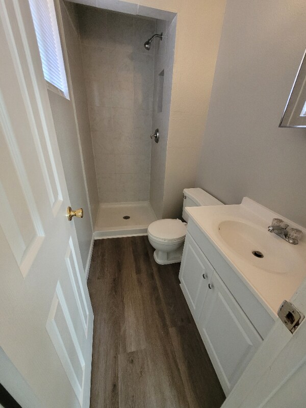 Building Photo - 2310 Beach Dr