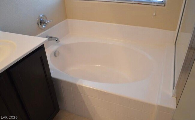 Building Photo - 2316 Silver Silo Ct