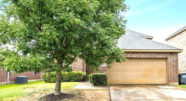 Building Photo - 2032 Meadow View Dr