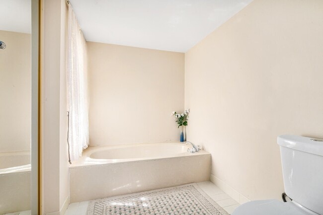 Building Photo - 5751 Camino Del Sol