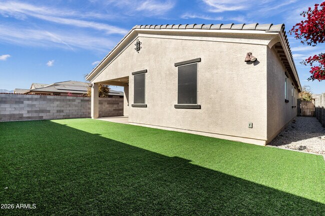 Building Photo - 18767 W Solano Dr