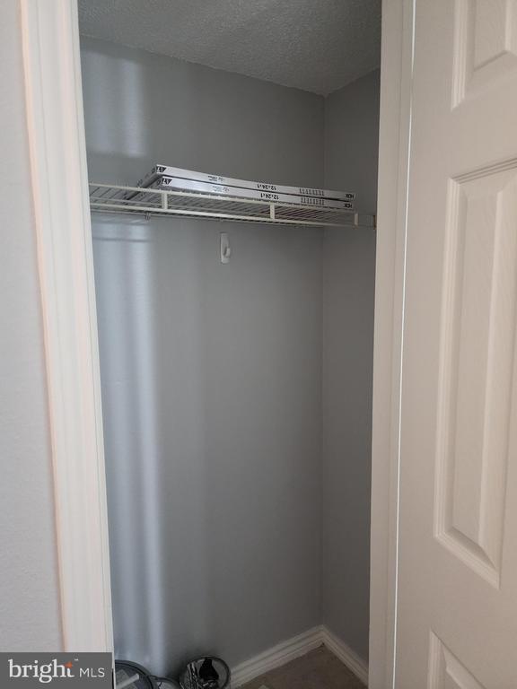 Building Photo - 1504 Lincoln Way