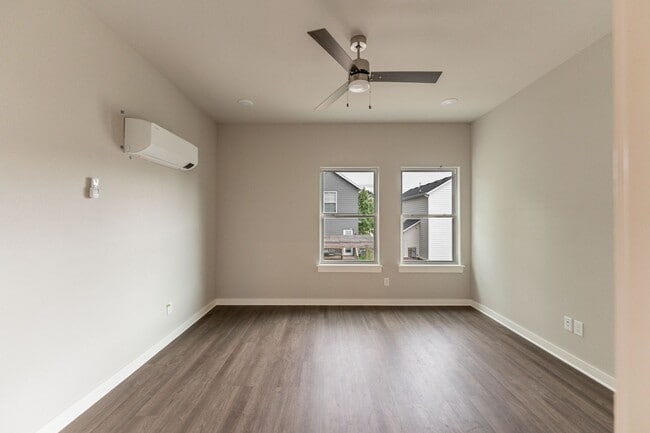 Building Photo - Brand New 2 BR Townhomes