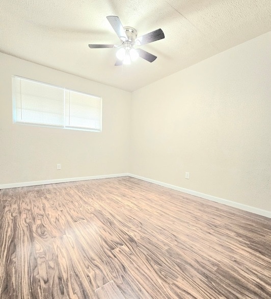 Building Photo - 6315 Rosemary Ln