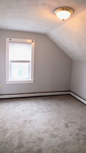 Building Photo - 46 Mary St