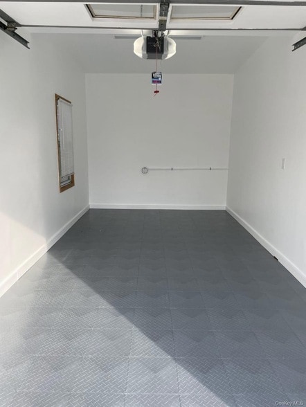 Building Photo - 2 Tottenham Pl