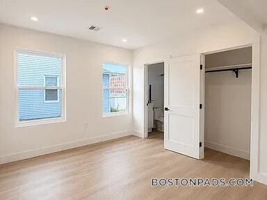 Building Photo - 275 Shrewsbury St