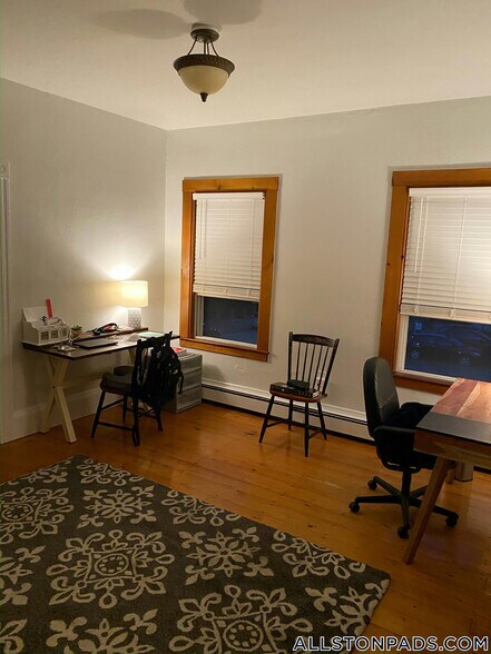 Building Photo - 22 Weitz St