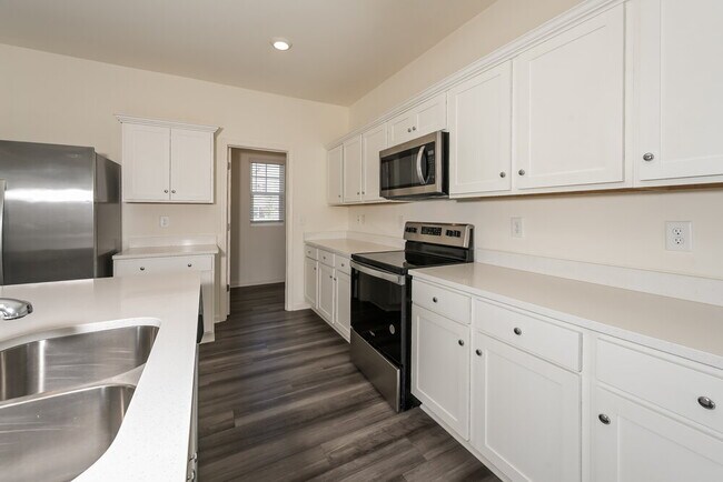 Building Photo - 114 Bentwater Wy