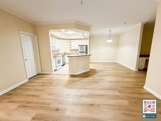 Building Photo - HOLIDAY CHEER - 50% Off 1st Month's Rent