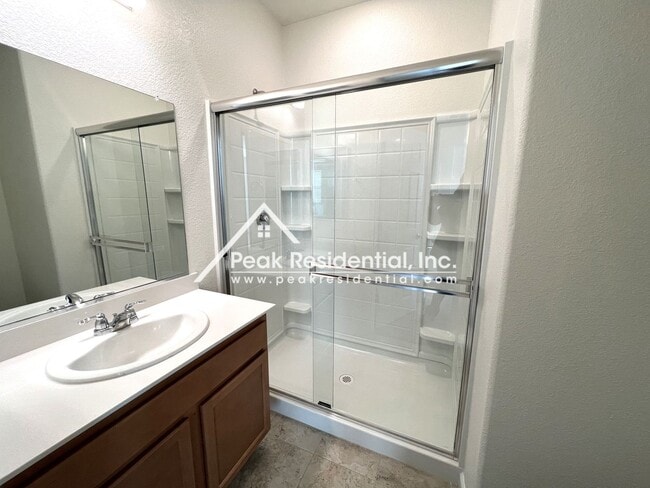 Building Photo - Brand New Citrus Heights 4bd/3ba Home with 2 Car Garage