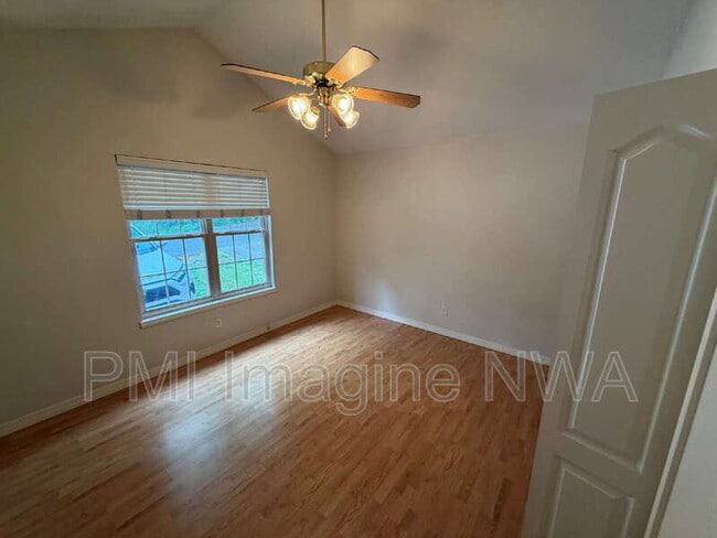 Building Photo - 111 E Rock St