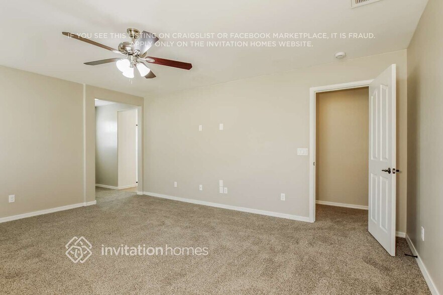 Building Photo - 227 N Scott Dr