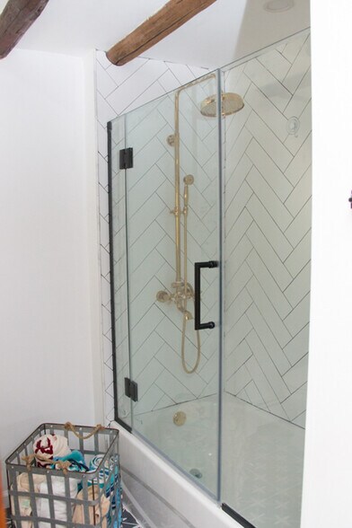 Building Photo - 49 somerville rd