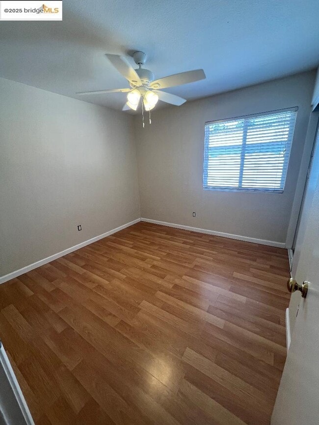 Building Photo - 3033 Mills Dr