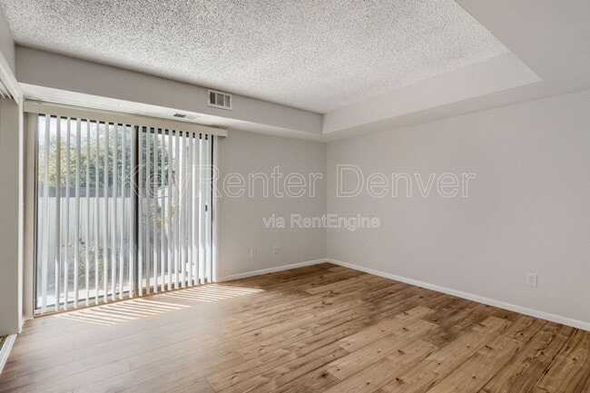 Building Photo - 14437 E 1st Dr