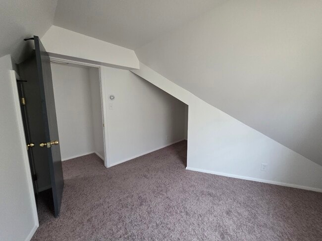Building Photo - 9635 Everts St