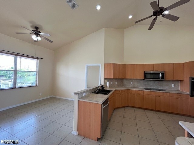 Building Photo - 2026 SW 40th Terrace