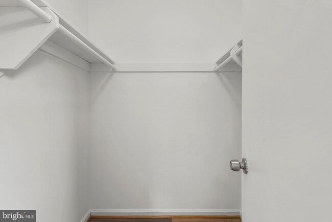 Building Photo - 3351 Buehler Ct