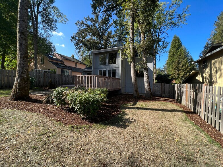 Backyard - 2778 Robinwood Way