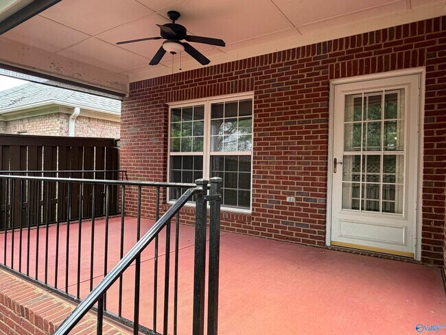 Building Photo - 139 Canterbury Dr
