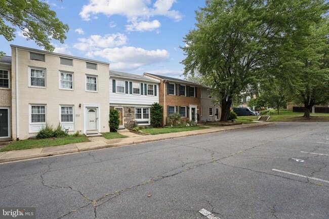 Building Photo - 8406 Thompson Rd