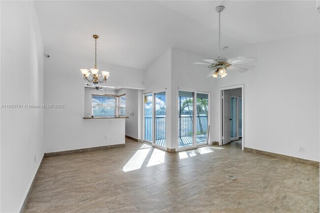 Building Photo - 1303 S Liberty Ave
