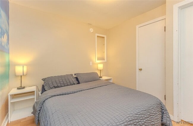 Building Photo - 1968 Mackenna Ave