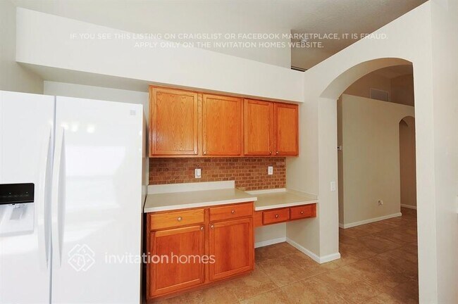 Building Photo - 10408 Hunters Haven Blvd