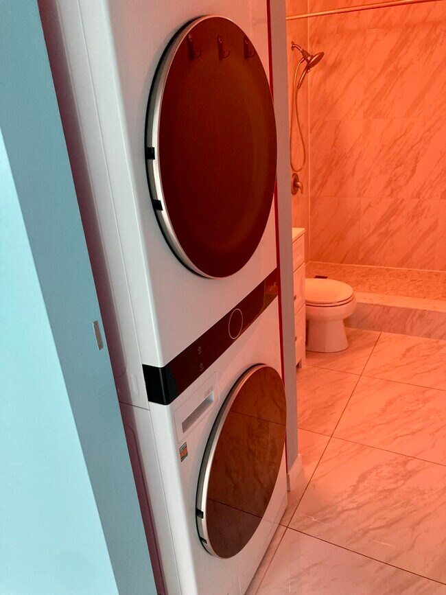 Building Photo - 950 S Kanner Hwy