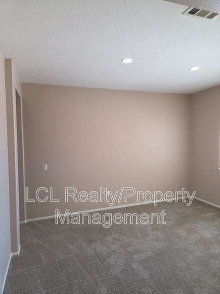 Building Photo - 1261 Reinhart St