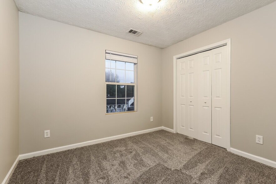 Building Photo - 6315 Topaz Trail