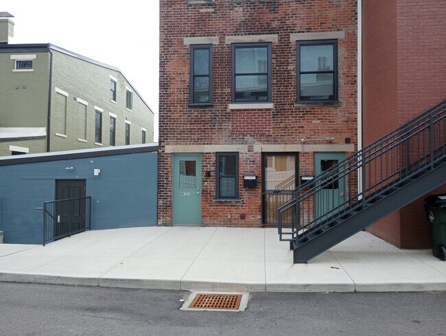 Building Photo - 3116 Warsaw Ave