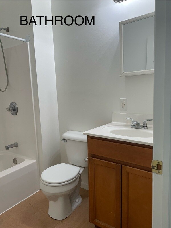 Building Photo - 113 N Harrison St