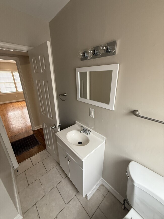 Building Photo - 505 Sunrise Blvd