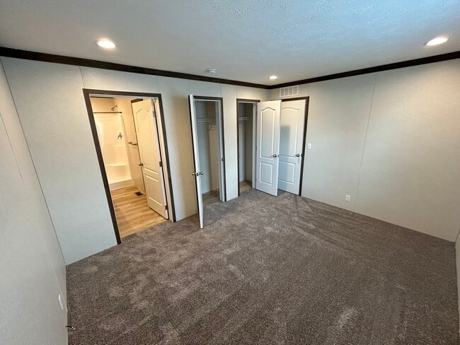 Building Photo - 194 Colorado St