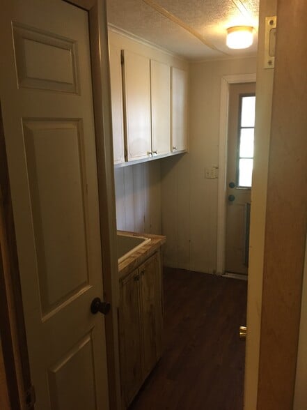 Laundry Room - 12408 Trailblazer Dr